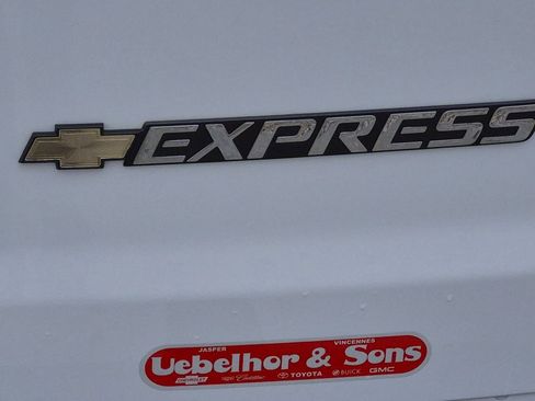 Certified 2023 Chevrolet Express 2500 w/ Driver Convenience Package image 10
