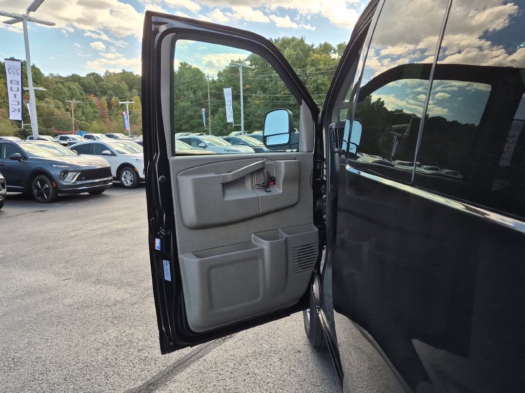 New 2026 GMC Savana 2500 LS RWD image 15
