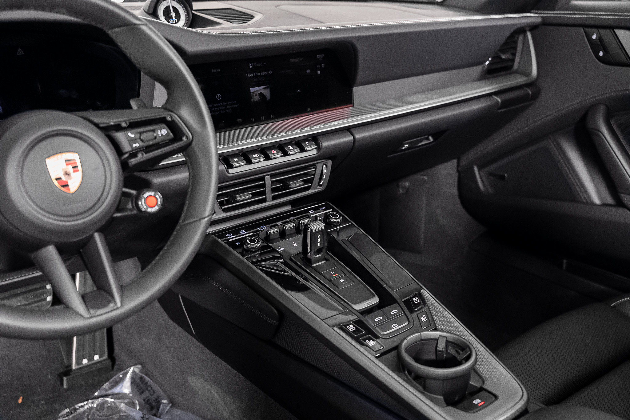 Used 2026 Porsche 911 Carrera RWD image 42