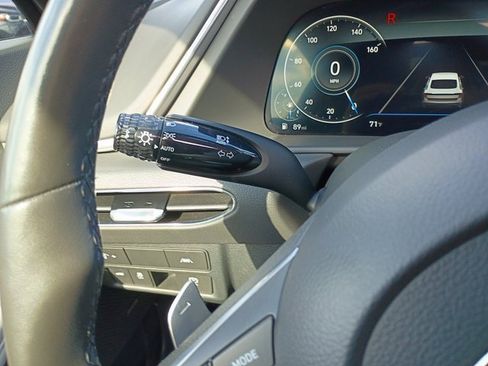 Used 2022 Hyundai Sonata Limited w/ Preferred Accessory Package image 35