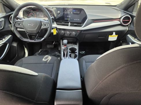 New 2026 Chevrolet Trax RS w/ Sunroof Package FWD image 15