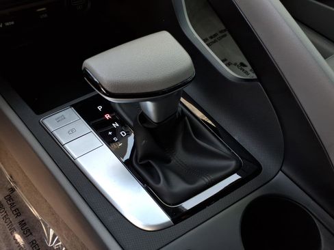 Certified 2022 Hyundai Elantra SEL FWD image 21