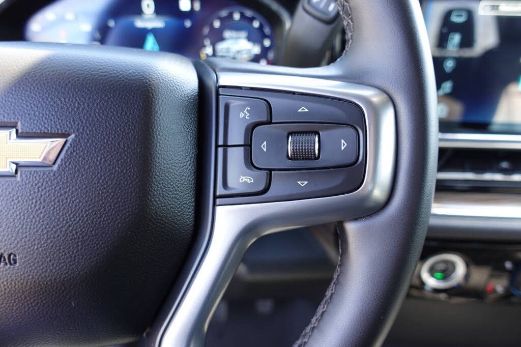 Used 2023 Chevrolet Silverado 1500 LT AWD/4WD image 48