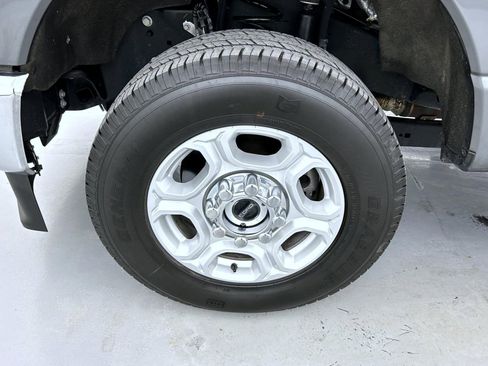 Used 2025 Ford F250 XLT image 22