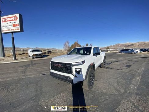 New 2025 GMC Canyon Elevation w/ Convenience Package image 1