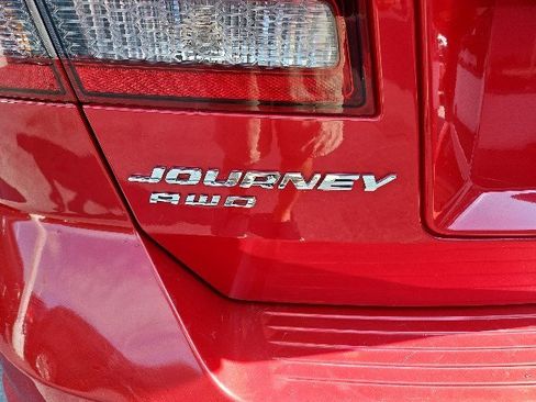 Used 2015 Dodge Journey Crossroad w/ Flexible Seating Group AWD/4WD image 5