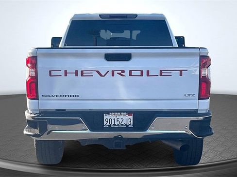 Used 2022 Chevrolet Silverado 2500 LTZ w/ LTZ Plus Package image 4