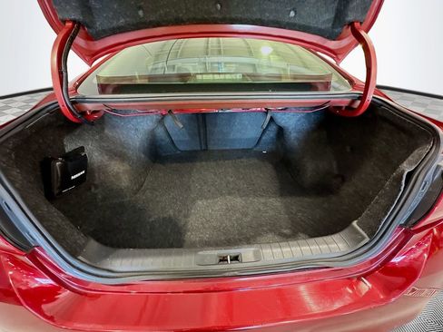 Used 2018 Nissan Altima 2.5 SR w/ Interior Lighting Package image 17