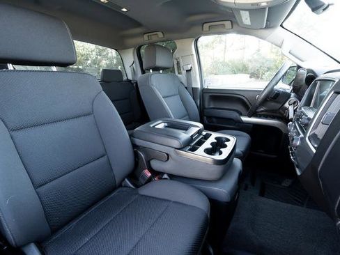 Used 2018 Chevrolet Silverado 1500 LT w/ All Star Edition image 28