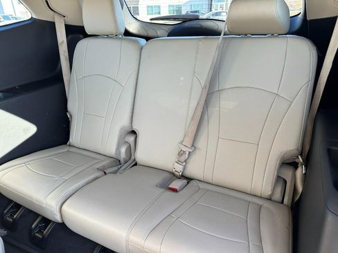 Used 2021 Buick Enclave Essence w/ Sound and Sites Package image 10