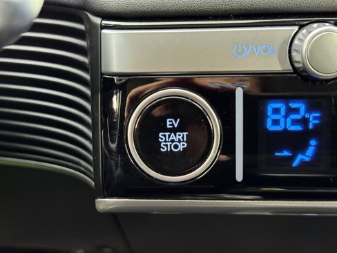 Used 2022 Hyundai Ioniq 5 SEL image 21