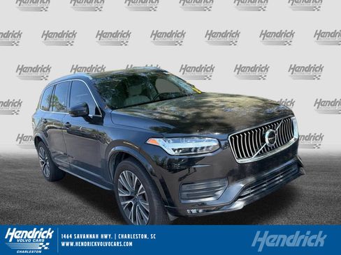 Used 2020 Volvo XC90 T5 Momentum image 1