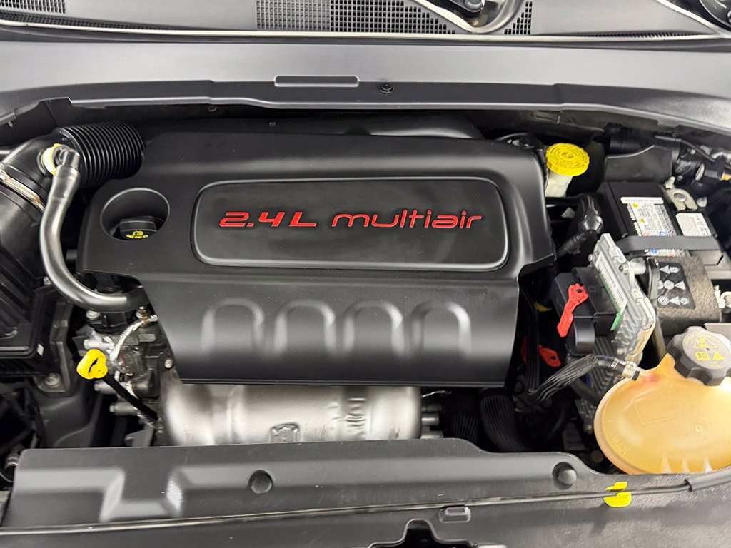 Used 2022 Jeep Compass Latitude FWD image 23