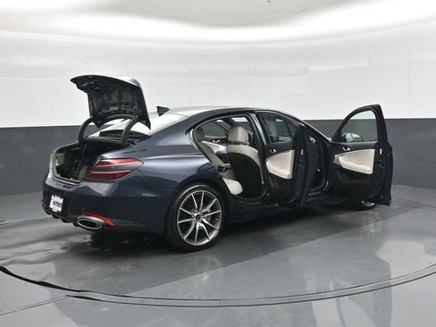 Used 2025 Genesis G70 2.5T AWD/4WD image 46