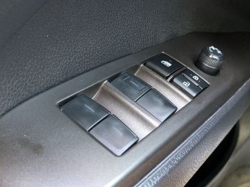 Used 2023 Toyota Camry SE image 23