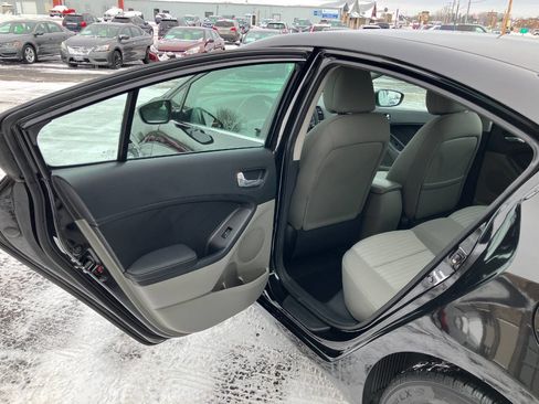 Used 2015 Kia Forte EX image 11