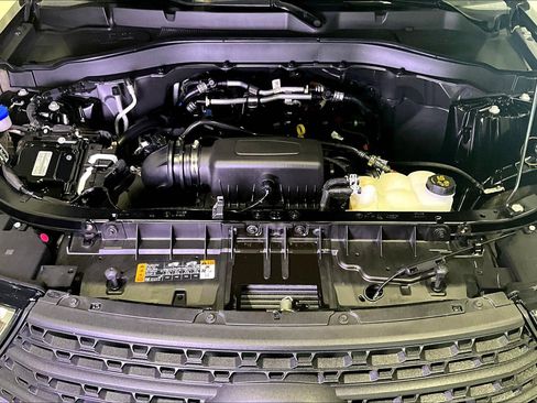 Used 2023 Ford Explorer 4WD image 30