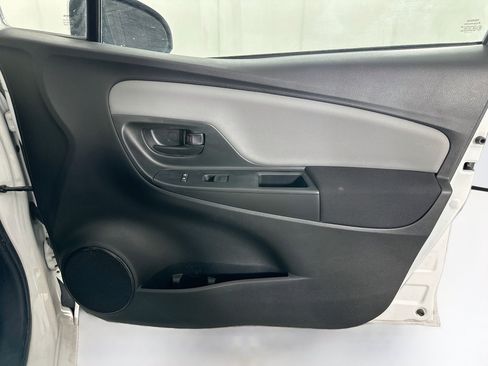 Used 2015 Toyota Yaris L FWD image 27