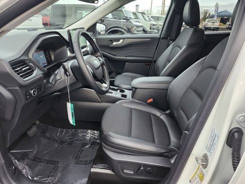 New 2025 Ford Escape Base image 2