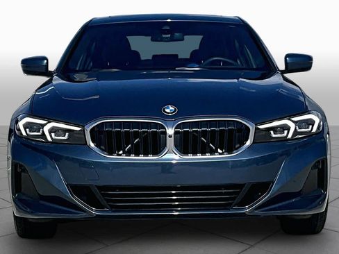 Used 2025 BMW 330i Sedan RWD image 3