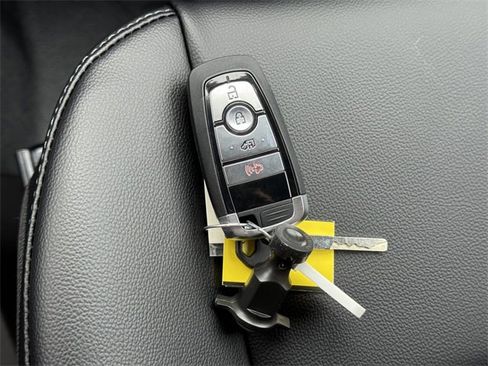 New 2026 Ford Transit 250 148 Medium Roof image 20