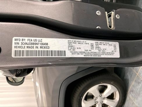 Used 2022 Jeep Compass Latitude w/ Mopar Graphics Package AWD/4WD image 35