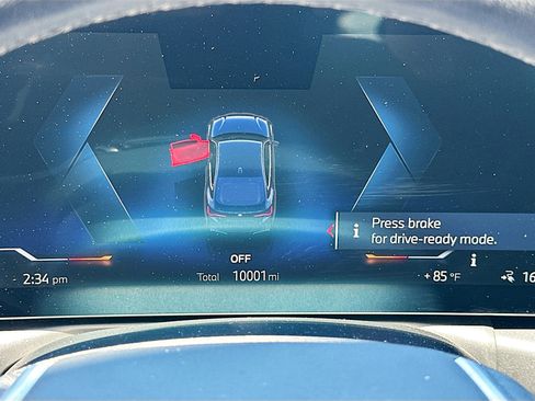 Used 2023 BMW i4 eDrive35 RWD image 11