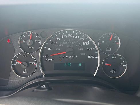 New 2025 Chevrolet Express 3500 Extended w/ Driver Convenience Package image 24