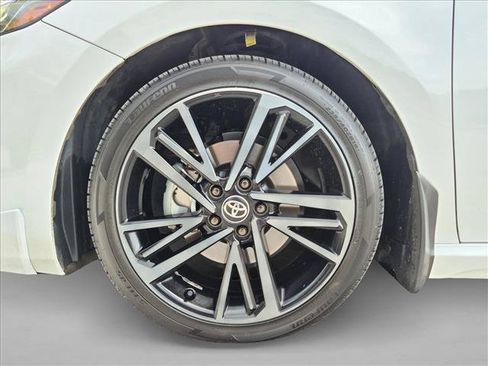 Used 2025 Toyota Camry XSE FWD image 24