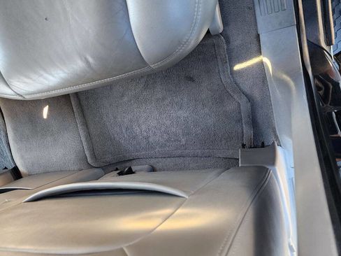 Used 2005 Chevrolet Avalanche LS w/ Preferred Equipment Group image 26