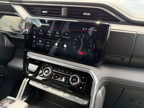 Certified 2024 GMC Sierra 1500 Denali AWD/4WD image 18