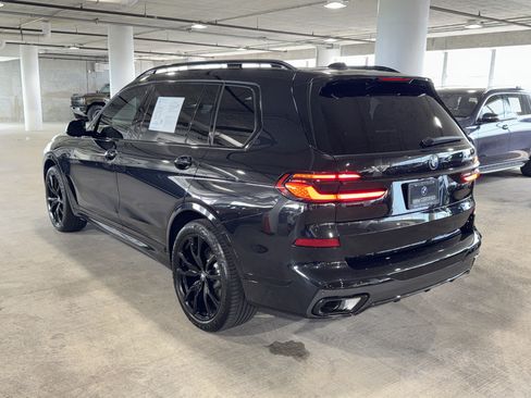 Used 2025 BMW X7 xDrive40i w/ M Sport Package AWD/4WD image 6