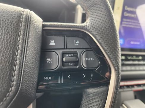 Used 2026 Toyota Sequoia Capstone AWD/4WD image 28