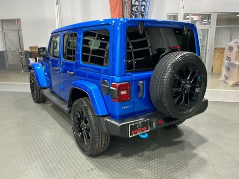 Used 2022 Jeep Wrangler Unlimited Sahara image 27