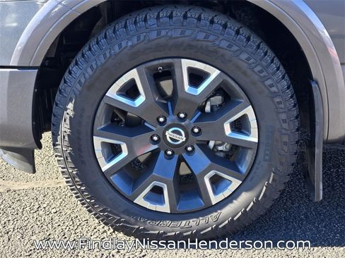Used 2021 Nissan Titan Platinum Reserve w/ Moonroof Package image 9