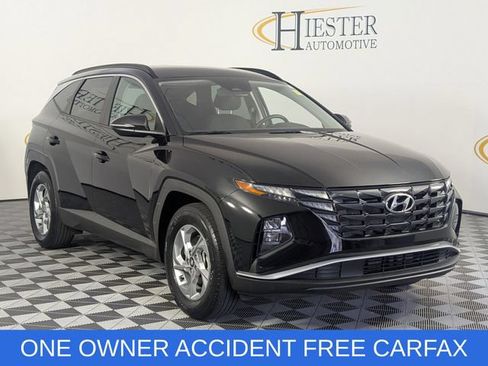 Used 2023 Hyundai Tucson SEL FWD image 2