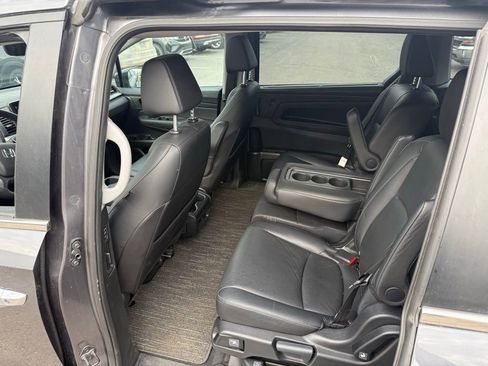 Used 2023 Honda Odyssey EX-L image 6