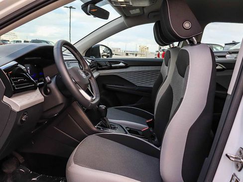 Used 2023 Volkswagen Taos S image 22