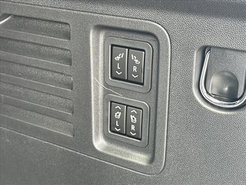 New 2026 Buick Enclave Preferred w/ Power Package FWD image 12