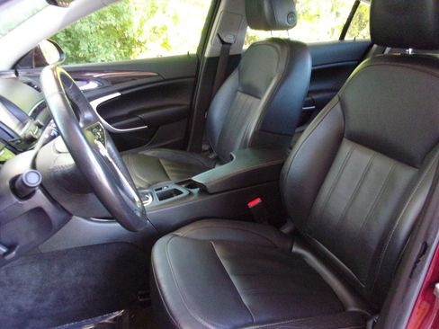 Used 2017 Buick Regal Premium w/ Driver Confidence Package #2 image 8