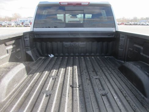 New 2026 GMC Sierra 2500 SLT w/ SLT Premium Package image 7