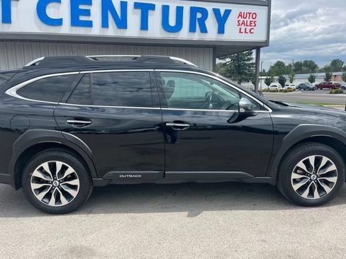 Used 2023 Subaru Outback Touring XT AWD/4WD image 13