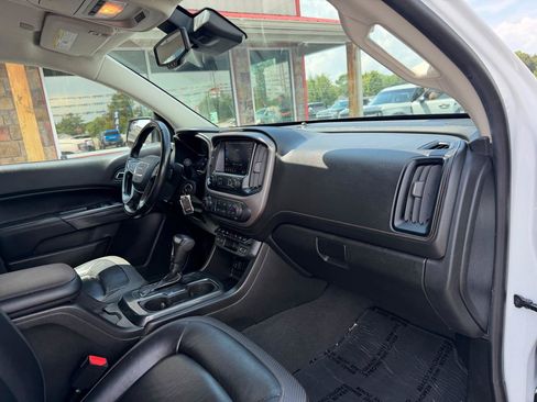 Used 2021 GMC Canyon AT4 w/ Driver Alert Package AWD/4WD image 21