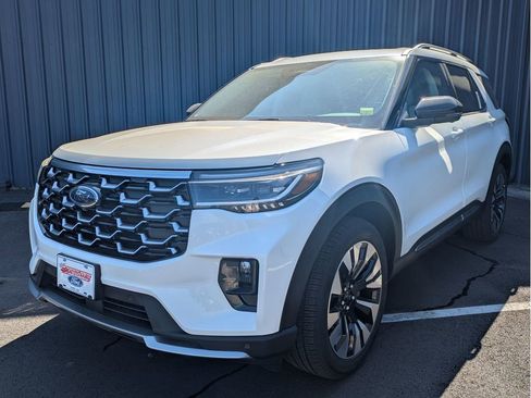 New 2026 Ford Explorer Platinum AWD/4WD image 2