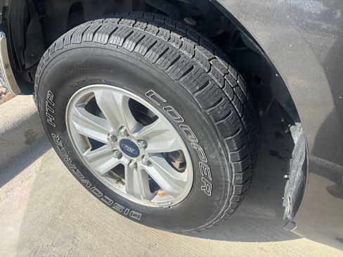 Used 2017 Ford F150 XLT RWD image 7