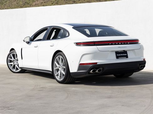 New 2025 Porsche Panamera image 3