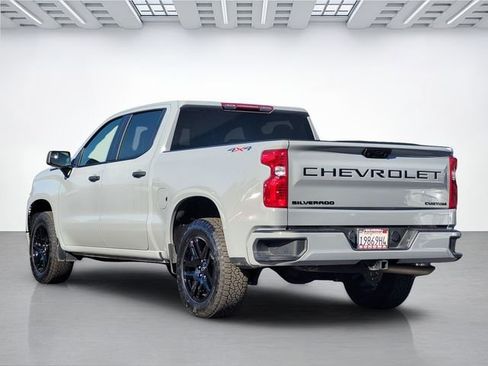 Used 2025 Chevrolet Silverado 1500 Custom w/ LPO, Dark Essentials Package AWD/4WD image 7