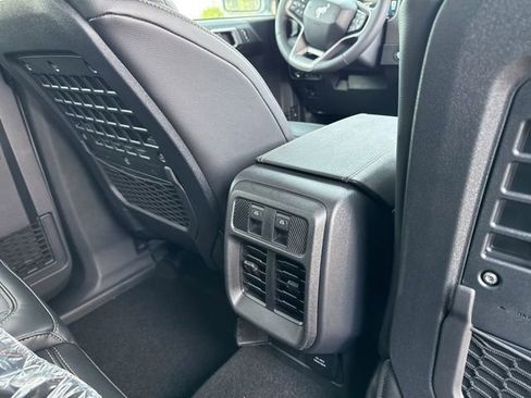 New 2026 Ford Bronco Badlands AWD/4WD image 17