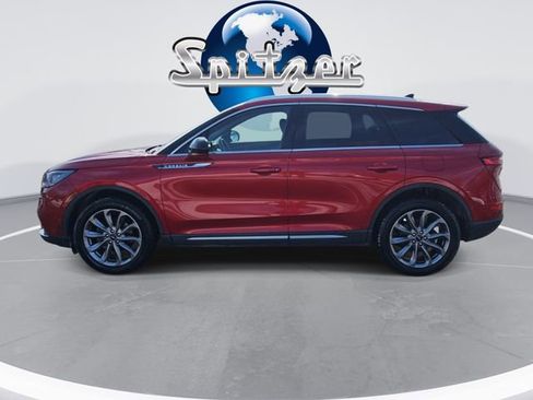 Used 2022 Lincoln Corsair AWD w/ Premium Package image 5