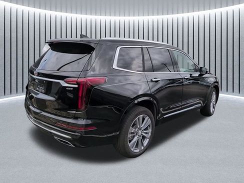 Used 2023 Cadillac XT6 Premium Luxury AWD/4WD image 5